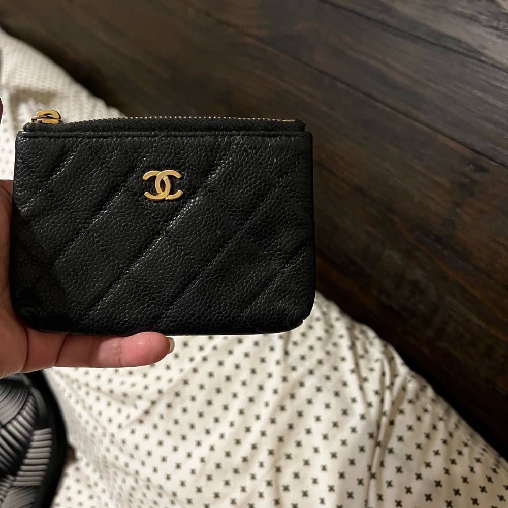 Quilted Chanel coin purse.